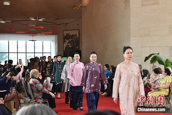 中国<em>驻</em>美使馆举办“中国时尚与艺术体验”活动