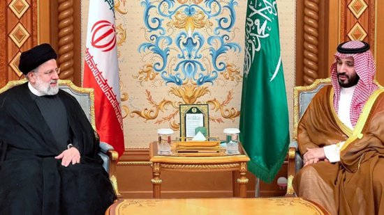 伊朗总统与沙特王储举行恢复外交关系后的<em>首次会面</em>