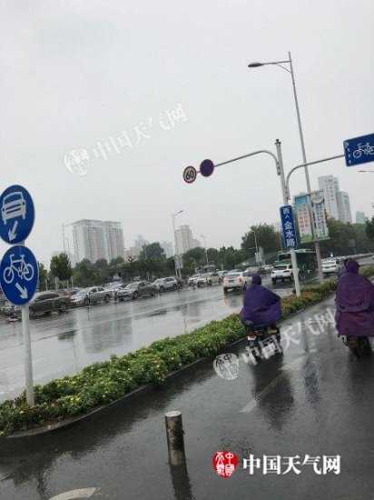 河南阴雨天气持续 郑州明天最高温仅18℃同期罕见