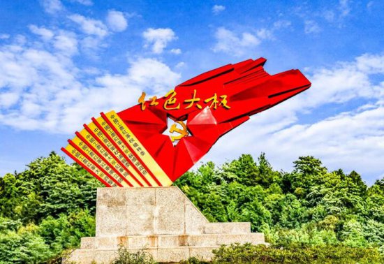 东至县龙泉镇：“红绿相融”绘就乡村振兴新画卷