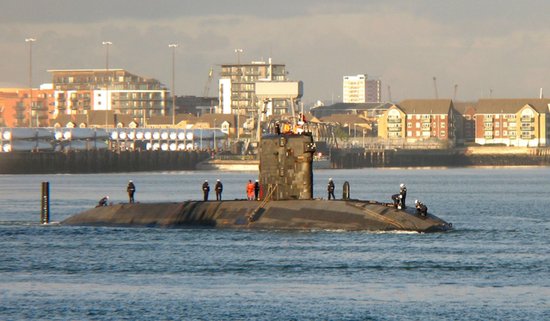 <em>英国</em>将在澳<em>部署核潜艇</em>，千里迢迢“觅新窝”有何目的？