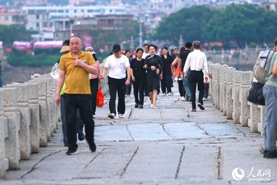 福建泉州洛阳桥：一桥带“火”一座城