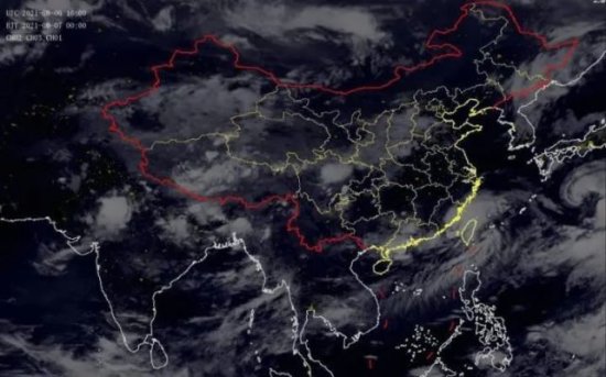 奇葩！<em>台风</em>卢碧又重新升级为热带风暴，杭州未来几天仍多阵雨和...