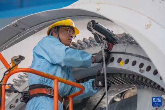 中国一重：聚焦新能源装备制造 激发新质生产力