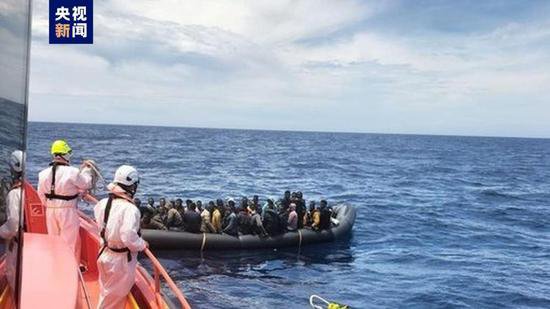 <em>西班牙</em>警方截获5艘移民船 265名移民获救