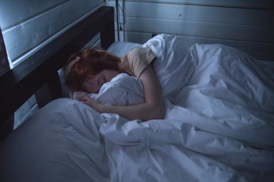 6个<em>睡眠</em>不足的常见影响，对照标准，看你的<em>睡眠</em>达标了吗？