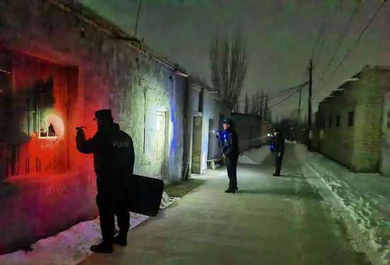公安部部署新疆公安机关全力以赴开展抗震救灾