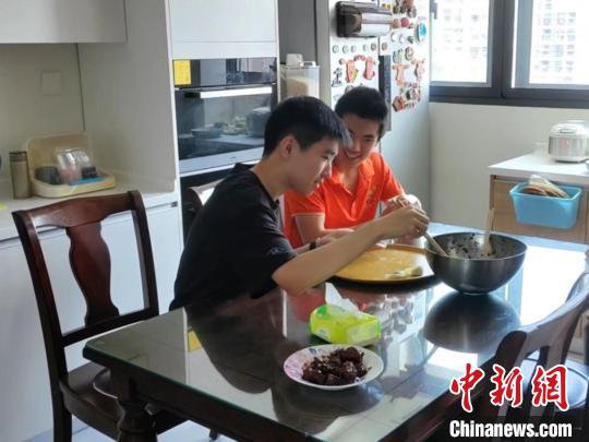 华裔少年结对上海小伙伴，感受原汁原味的海派生活