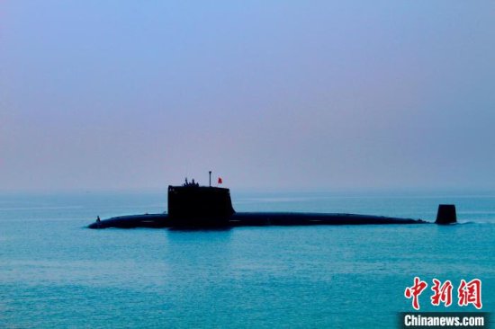 <em>中国</em>海军老牌潜艇部队转型发展，“转”的<em>是什么</em>？