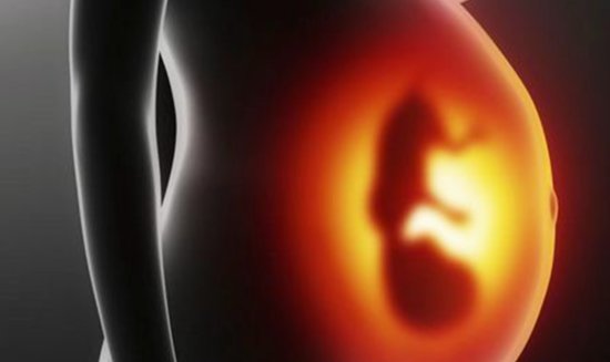 孕28周后<em>胎儿容易缺氧</em>，想要“娘胎氧气”充足，先要改掉坏习惯