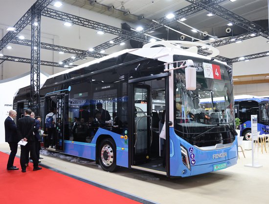 <em>苏州</em>金龙海格三款纯电巴士亮相2023比利时客车展