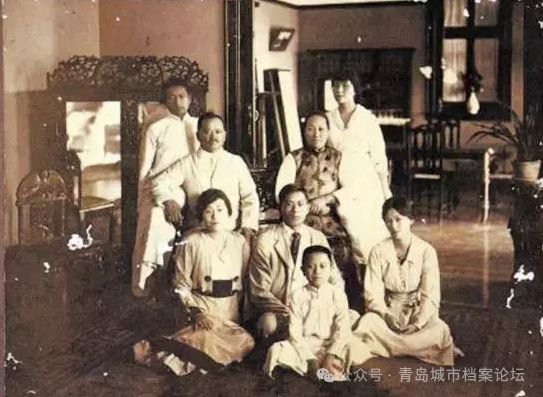 青岛史上规模最大的出殡葬礼，逝者是中国历史上最风光的丈母娘
