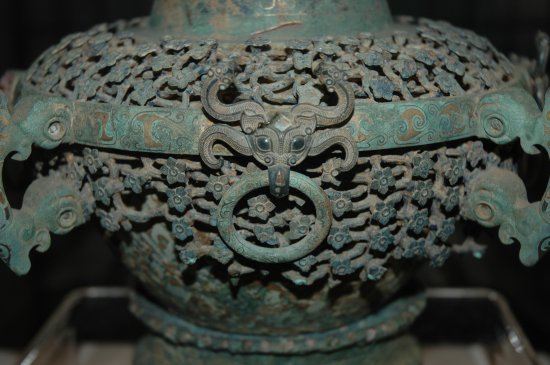 文博日历丨这件腹有重金的铜壶是“装着国宝的国宝”