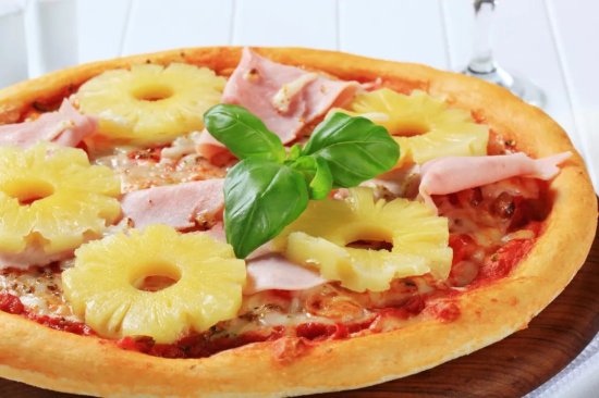 要惹毛一个意大利人，你就在披萨里<em>放菠萝</em>