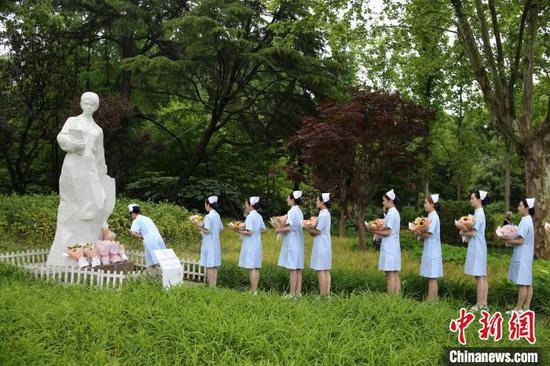 国际护士节：“上海市护士活动基地”揭幕、第七届左英护理奖...