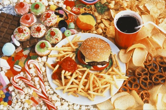 食物上瘾的5个表现，每天就想吃<em>吃吃的</em>人，怎么战胜食物上瘾？
