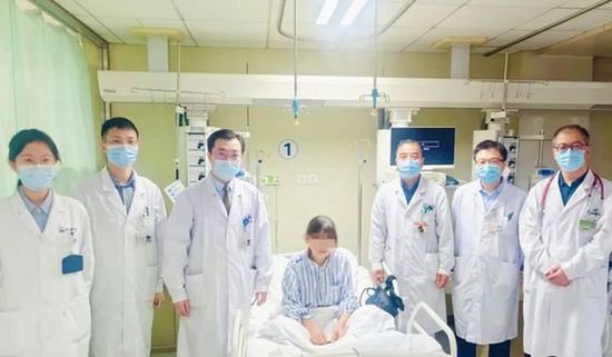 <em>北京医院</em>普通外科成功完成国内首例人工心脏（左心室辅助装置）...