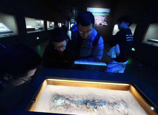 国宝重器龙元素满满！到中国考古博物馆寻“中国龙”