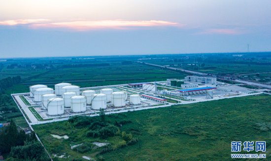 中国石化湖北石油<em>公司</em>70年为湖北提供1.8亿吨<em>油品</em>