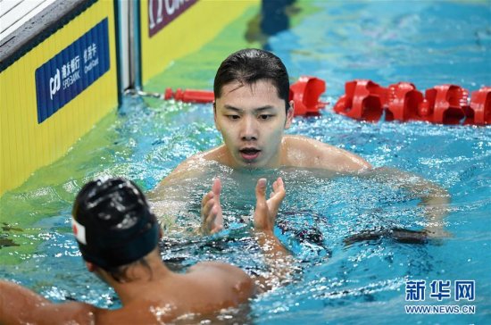 短池世界杯北京站：李广源获得男子100米仰泳亚军