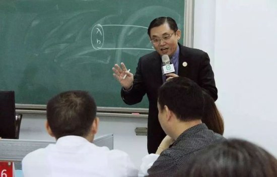 坚持教育20余载 吴思通教授在南师大奏响总裁公众演说最强音