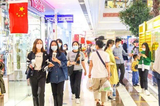 <em>上海</em>环球港黄金周演绎国韵文化盛典，引爆消费热潮