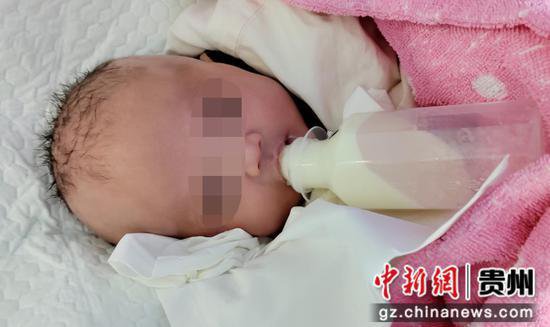 贵州毕节600克体重的超早产儿<em>被</em>成功救治出院