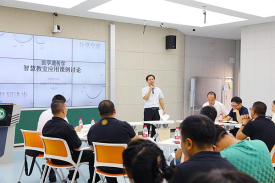 桂林医学院：加强<em>顶层</em>设计 提升教学质量和教师教学能力