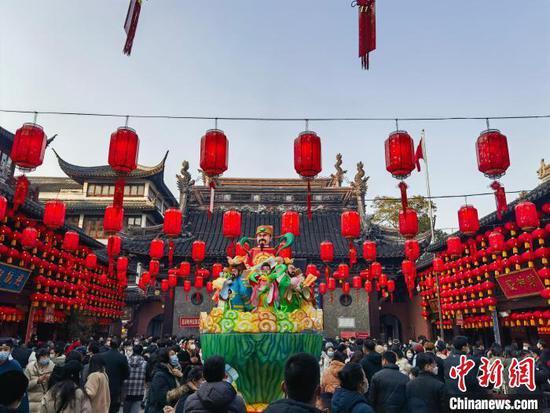 （两会访谈）吉宏忠：弘扬中国传统节日要留其“形”扬其“神”