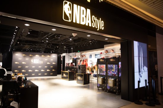 NBA<em>潮流服装店</em>推出全新NBA Style标志 专注<em>时尚</em>生活领域