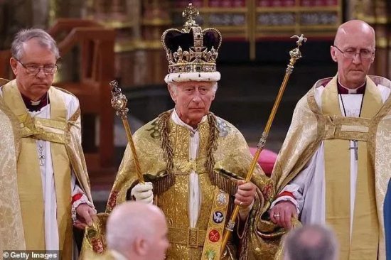 国王加冕礼引起<em>英国贵族</em>不满，威廉王子的加冕礼会邀请<em>贵族</em>成员