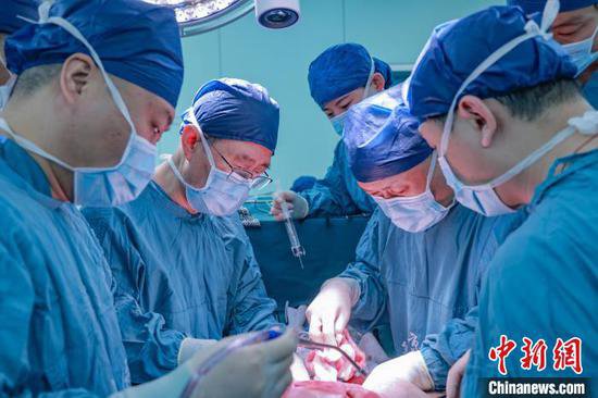 中新健康丨西京医院异种肝脏移植临床研究取得重大突破