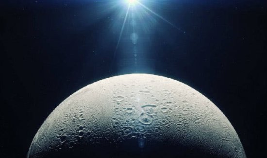月球正面和背面的差距有多大？厚度和表面地形完全不同！