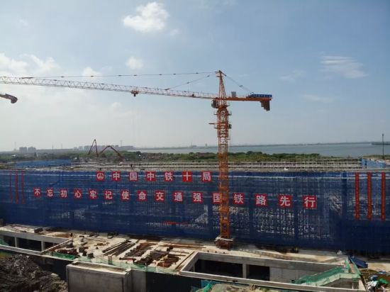 沪苏湖铁路盛泽站站房混凝土主体结构顺利封顶
