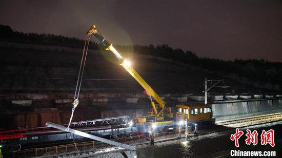 <em>柳州</em>铁路枢纽扩能改造施工 提升西部陆海新通道运力