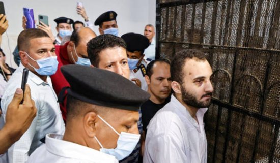 埃及女学生被当街割喉身亡 法院要求<em>电视直播</em>凶手死刑