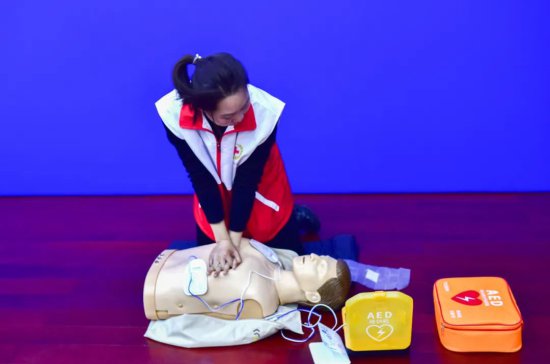 权威发布｜“救命神器”送到群众身边 济宁推出AED设备布放项目