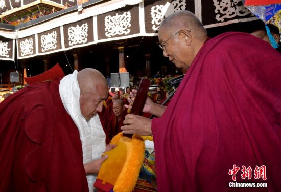 西藏12名考僧立宗答辩晋升<em>藏传</em>佛教格西拉让巴学位