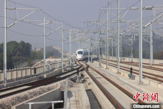 渝厦高铁常益段开通在即 常德至长沙最快1小时可达