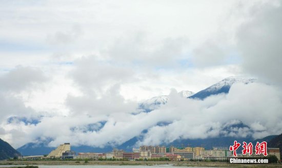 西藏<em>林芝</em>夏季风景美如画