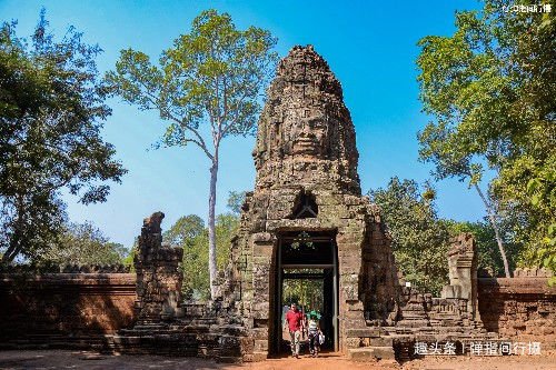柬埔寨最大高棉古寺，荒废遗迹被“<em>蟒蛇</em>树根”缠绕，今成热门...