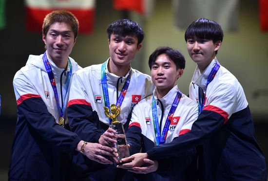 花剑世界杯香港站 中国香港队夺得男团冠军