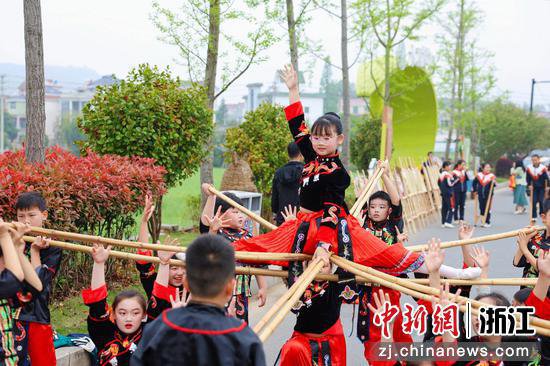 杭州<em>建德</em>乡村文化年开幕式举行