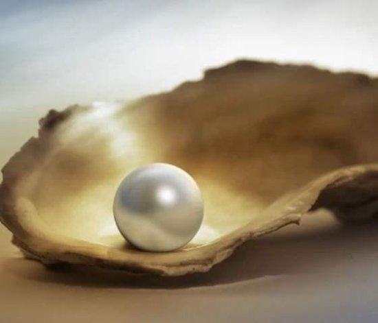 <em>三颗</em>珍珠，哪一颗最值钱？测一测你是别人的掌中之宝吗？