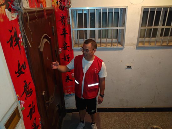 龙泉市安仁镇：“敲”开安全“门”，也“敲”开邻里“心”