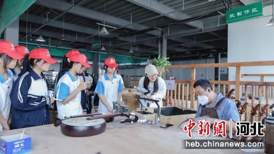 河北肃宁开展民族乐器研学活动 传承国乐文化