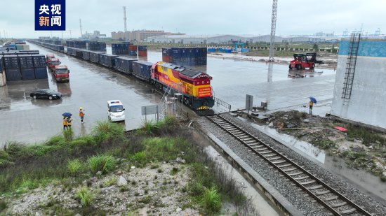 2023年西部陆海新通道铁海联运班列已突破30万标箱