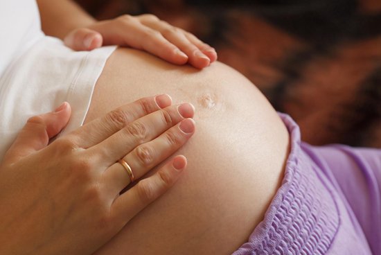 <em>怀孕</em>后，孕妈多注意这六件事，以免误伤胎儿导致“<em>缺氧</em>”
