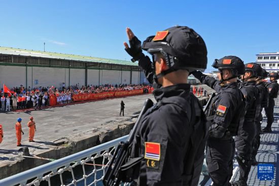 中国海军第45批护航编队抵达<em>马达加斯加</em>进行友好访问