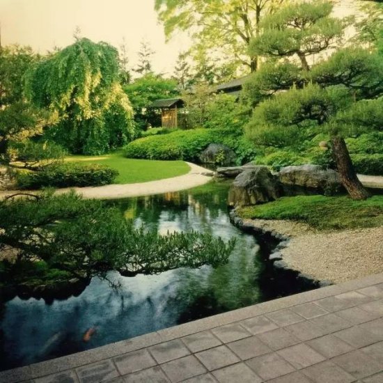 <em>日本庭院</em>枯山水的世界，国宝级枯山水设计师，竟是一位寺庙住持...